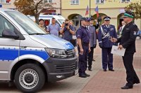 Święto Policji Łomża - uroczysty apel. Przekazanie i poświęcenie samochodu dla Komendy miejskiej Policji w Łomży.