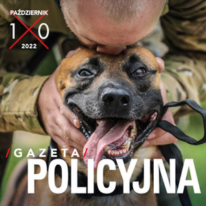 Policjant z psem służbowym i napis Gazeta Policyjna  październik 2022