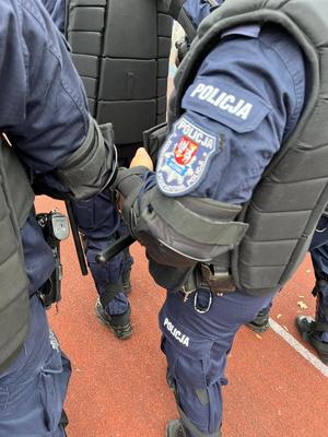 policjanci podczas szkolenia