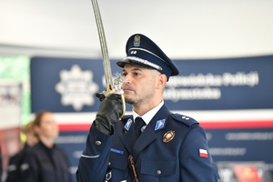 policjant z szablą