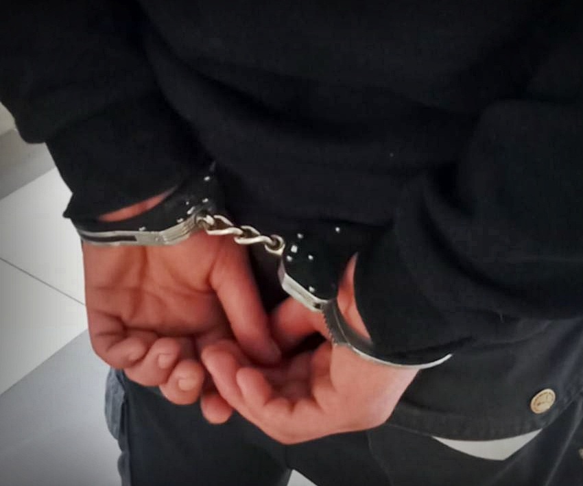 Łomżyńscy policjanci zatrzymali poszukiwanego 29-latka